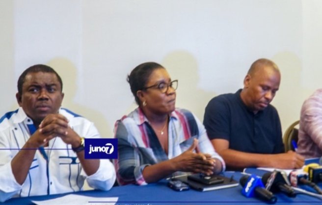 MicroMiragoane1's tweet photo. Un ex-policier et un autre individu sont chargés d'exécuter 3 personnalités politiques,dirigeants du secteur démocratique et populaire, a annoncé le CG de P-AU-P, Jacques Lafontant à la DCPJ. Il s'agit de l'ex sénateur Nenel Cassy, Me André Michel et Marjory Michel.
#RadioMicroFM https://t.co/cjdmjsnYVI