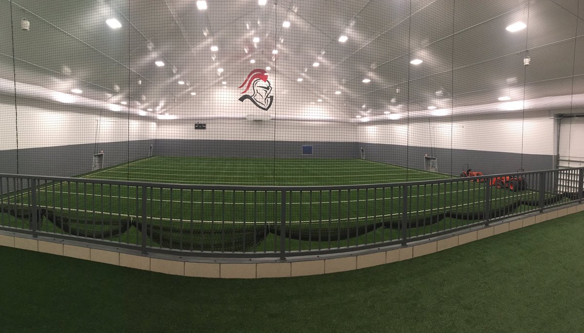 CoachBOlson's tweet photo. Thunder ✅                                                        Lightning ✅                                        Hail  ✅                                          Spring practice ON schedule ✅ What a blessing we have!! 👀  👀 🔥🧊 🔥 GAME CHANGING facility for our campus! https://t.co/8ywnoGnM9c