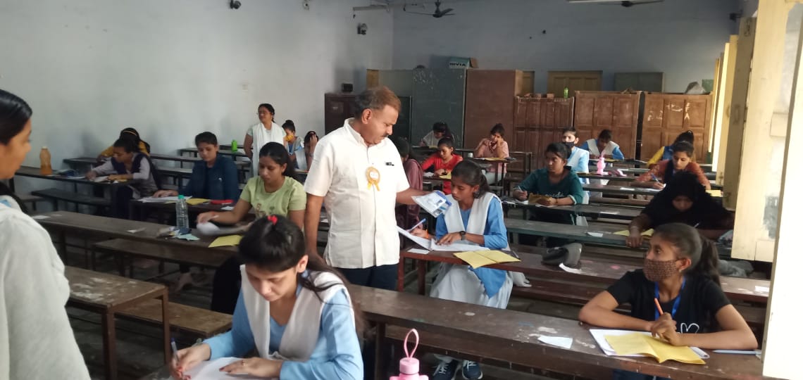 DiosJalaun's tweet photo. Up Board exam 2022 district jalaun
#upboardexams 
#Dm_jalaun https://t.co/jR1MVGy3g1