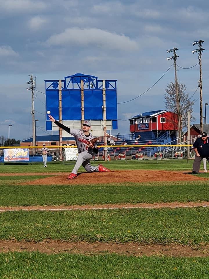 whitaker0307's tweet photo. Goshen Warrior’s got the League win tonight in extra innings over Clinton Massie!  @gwhit2332 Pictures credits go to @TITW22 @amysteele22 https://t.co/lj383XeZp8