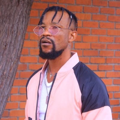 PhokontsiSamuel's tweet photo. #NewProfilePic https://t.co/SQwH2UPM4n