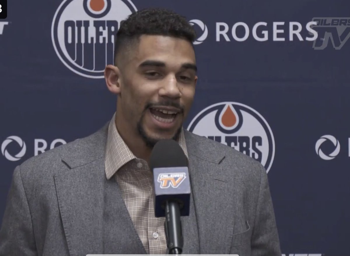 "It felt like an elementary school fight and 5 little kids were trying to wrestle me, and Hartman was like the one kid who just learned how to give the middle finger from his older brother, but would tattletale to all the teachers when his feelings were hurt" - Evander Kane