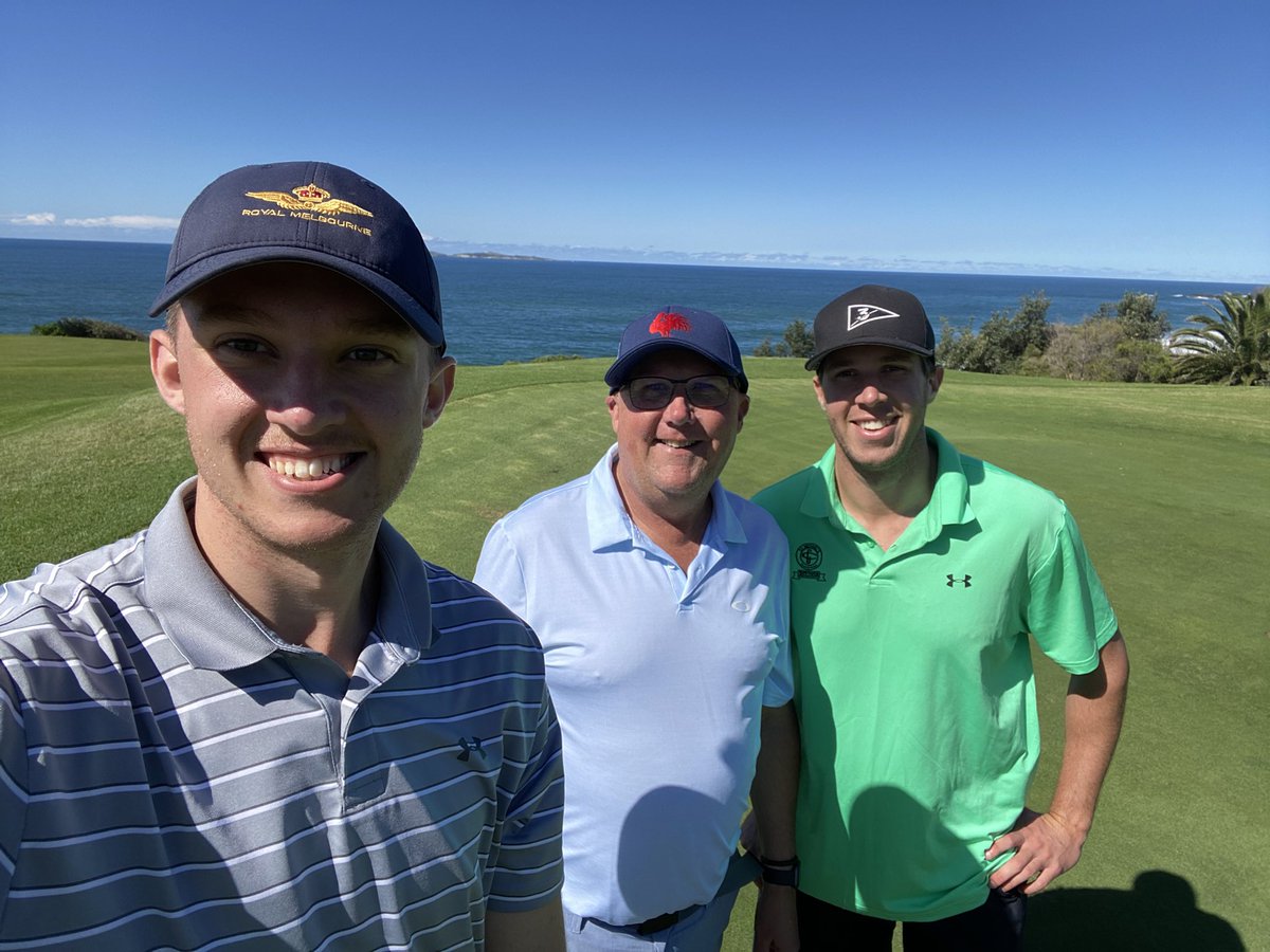 ZachJohns23's tweet photo. Narooma GC - unreal ✅ @mickjohns for the sun https://t.co/G9wWyFzDn7