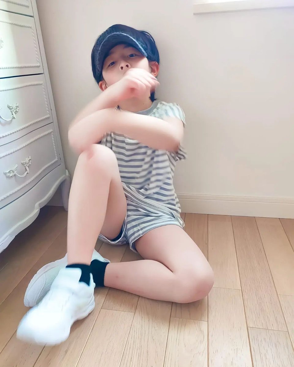 b46462446's tweet photo. Riku modail 2 https://t.co/T0rOxY0bA0