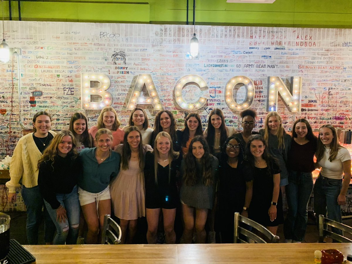 Great end to the season tonight! Thank you 2021-22 Basketball program!