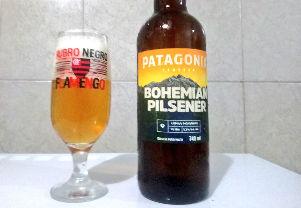 leocarvalho782's tweet photo. @Claudia_Sarti13 Comemorando a vitória do Flamengo na Libertadores da América, bebendo uma excelente cerveja Argentina.
Apesar de uma parte da diretoria ser pró excrementíssimo, ninguém tira a alegria do time mais popular do Brasil.
#Flamengo
#FLAxTAL https://t.co/wmvZNweJby
