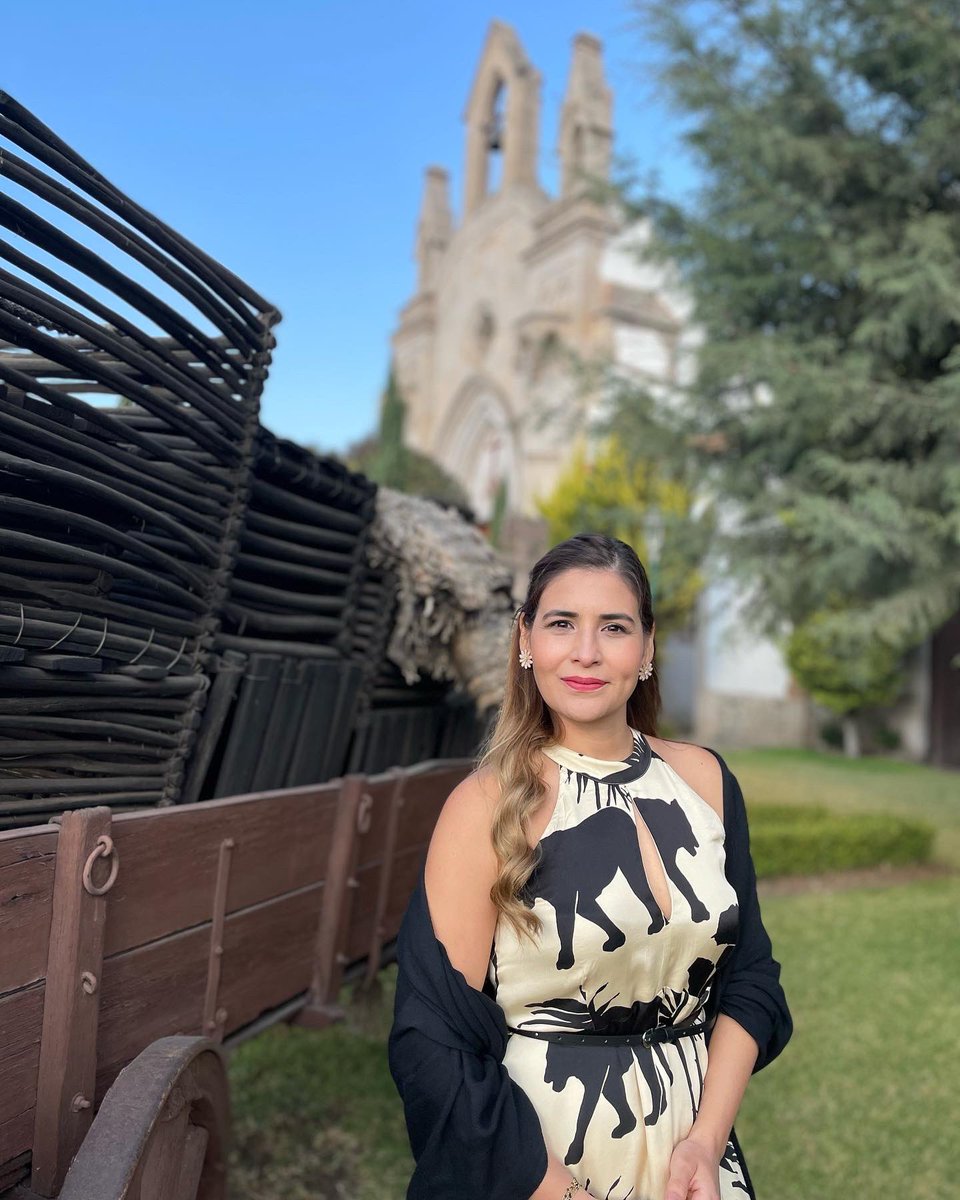 eulisesgil's tweet photo. Si me dieran a elegir una vez más te elegiría sin pensarlo, porque no hay nada que pensar… Porque tú has sido lo mejor en mi vida Saraid 😘
.
Feliz aniversario #14!!! https://t.co/XMn4BBybkO