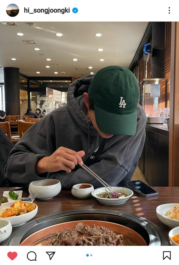 BramEdward1's tweet photo. @kdrama_menfess National sibling
Kira-kira barengan gak ya https://t.co/mD4jfTglLG