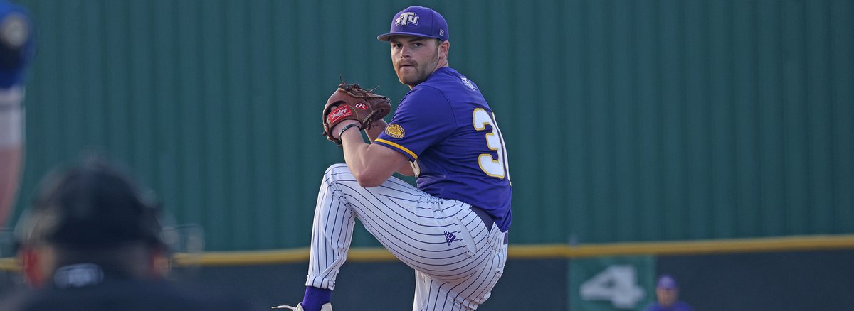 Resilient Golden Eagles secure 3-2 victory over No. 1 Tennessee

📰: bit.ly/3jukmRj

#WingsUp #OVCit