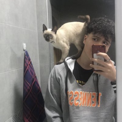 Wassiimben's tweet image. #NouvellePhotoDeProfil