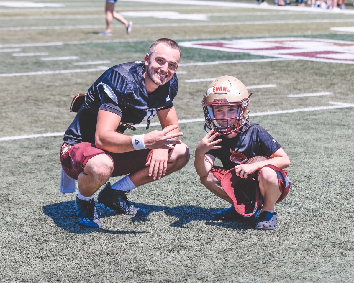 mamajenn06's tweet photo. This little brother is #4 biggest fan! @EvansTy18 https://t.co/G94QZs0Itt