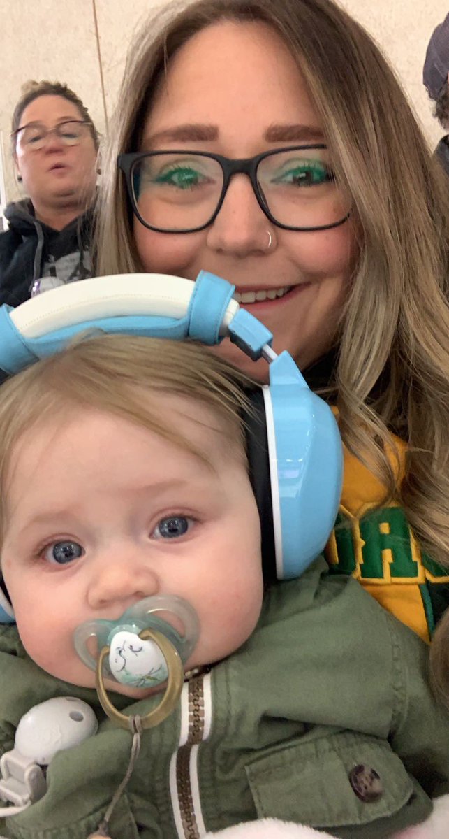 jesshoffmann__'s tweet photo. Mill’s first @HumboldtBroncos game! She enjoyed the first period &amp; slept for second &amp; third. Not the outcome we were hoping for, but a well fought game!! 💚💛 https://t.co/HzEO4kzW5m