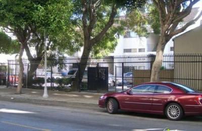 Silverado_Kev's tweet photo. This video got me hella homesick. It’s always been Frisco (Fillmoe) on mine mayne! Good ole Prince Hall (on Fillmore between McAllister and Golden Gate. Washington High School (Wash) c/o ‘96! #FillmoeRaisedMe #LoveMyCity #WashHouse #WeSayFrisco #ThatFilthy https://t.co/kBlCrSeepS
