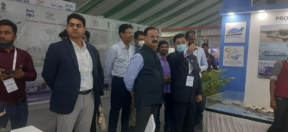 cslcochin's tweet photo. Assam State Government's Minister of Transport ,Industries and Commerce Mr.Chandra Mohan Patowary at Hoogly Cochin Shipyard Limited's stall at the Waterways Conclave 2022 at Dibrugarh, Assam. #Assam #WaterwaysConclave #CSL https://t.co/FPiG1agfAF