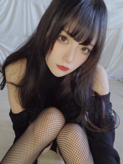 コスプレイヤーしろさきのTwitter画像30