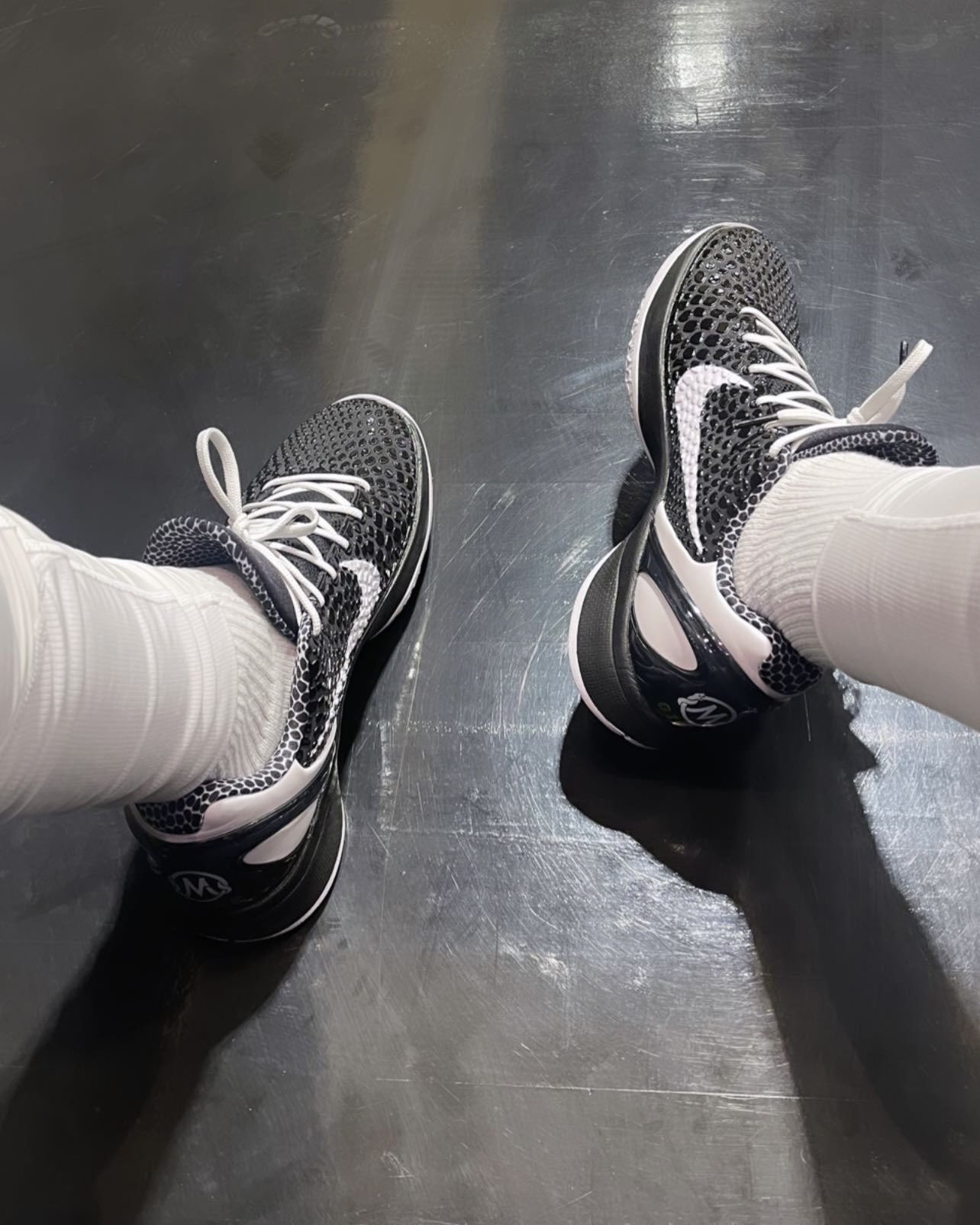 kobe 6 on feet