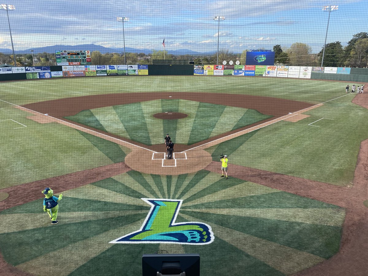 It’s has been an absolute insane month! Not everything goes your way. Mother Nature isn’t always the nicest, but I feel like this opening day went as good as it could considering 100 different variables. The collage picture was 30 days ago. #transformation