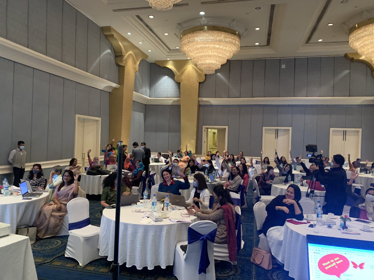 SSWA_UNESCAP's tweet photo. Wonderful response to three day training of #southasia #Women #Entrepreneurs on expanding business through #ecommerce & #DigitalMarketing with great networking sessions
@UNESCAP
@RajanRatna
#SANSSDGProject
@EIF4LDCs @commonwealthsec @Suveera18 @Wesellonlineorg @deepalishital https://t.co/8IlG6xRUYd
