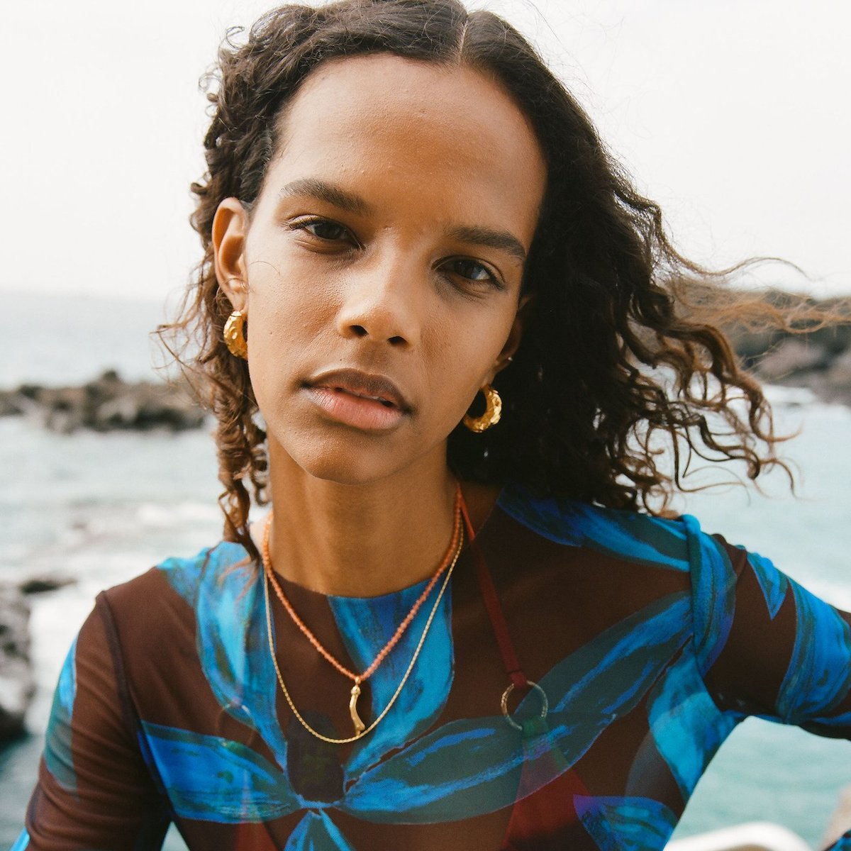 MATCHESFASHION's tweet image. As Louisa Ballou arrives at #MATCHESFASHION, friends of the beachwear label share why it’s such an ode to the female body.
bddy.me/3E7xG7q