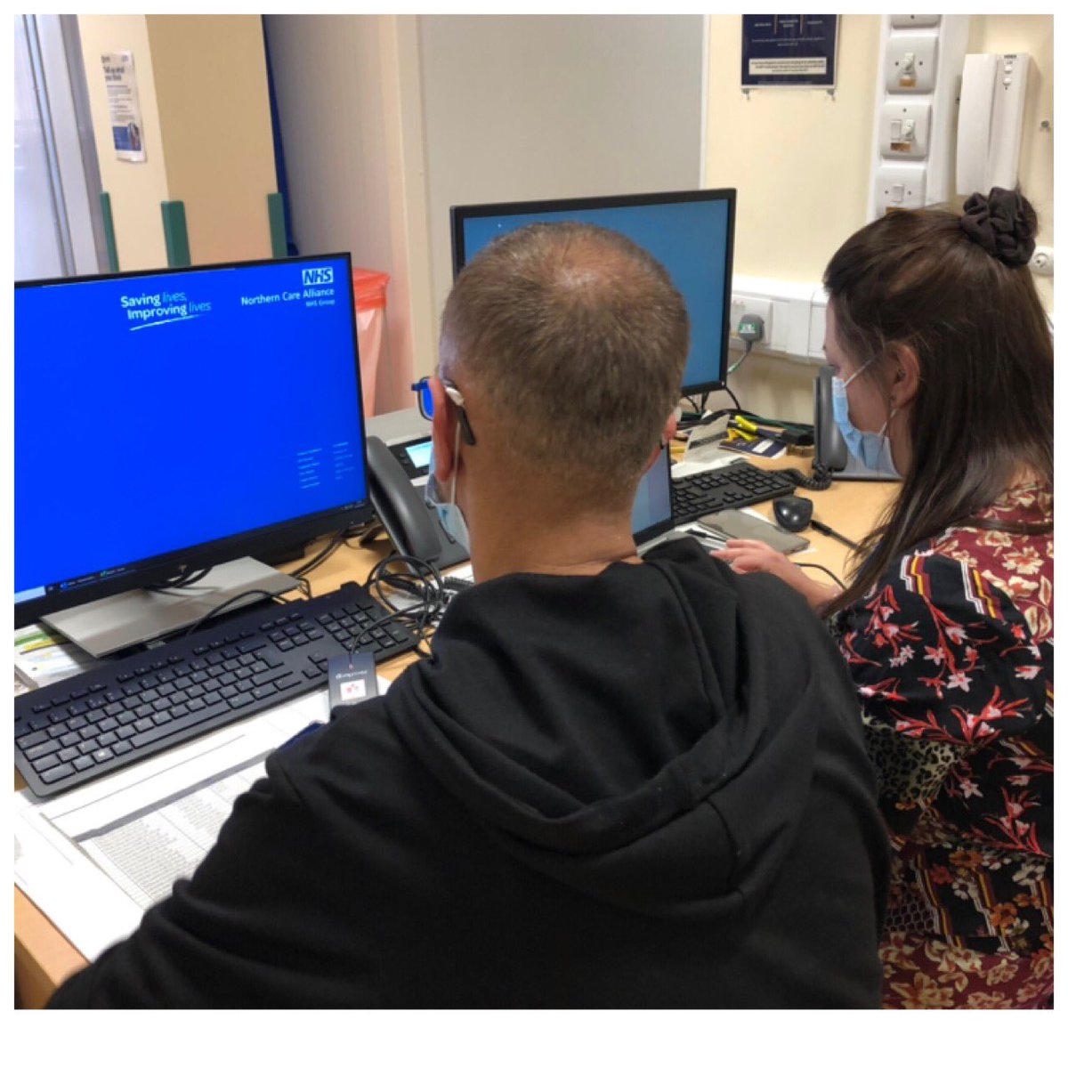 Paeds_ED_NMGH's tweet photo. A big thumbs up 👍🏻 and thank you to floorwalkers Hassan &amp; Emma. They are daily (patiently) helping/training #EDstaff at #NMGH with the new ‘tap on’ #MFT desktop log on computer rollout. @NorthMcrGH_NHS @NMGHED @MFTnhs https://t.co/XD0H1PAotf