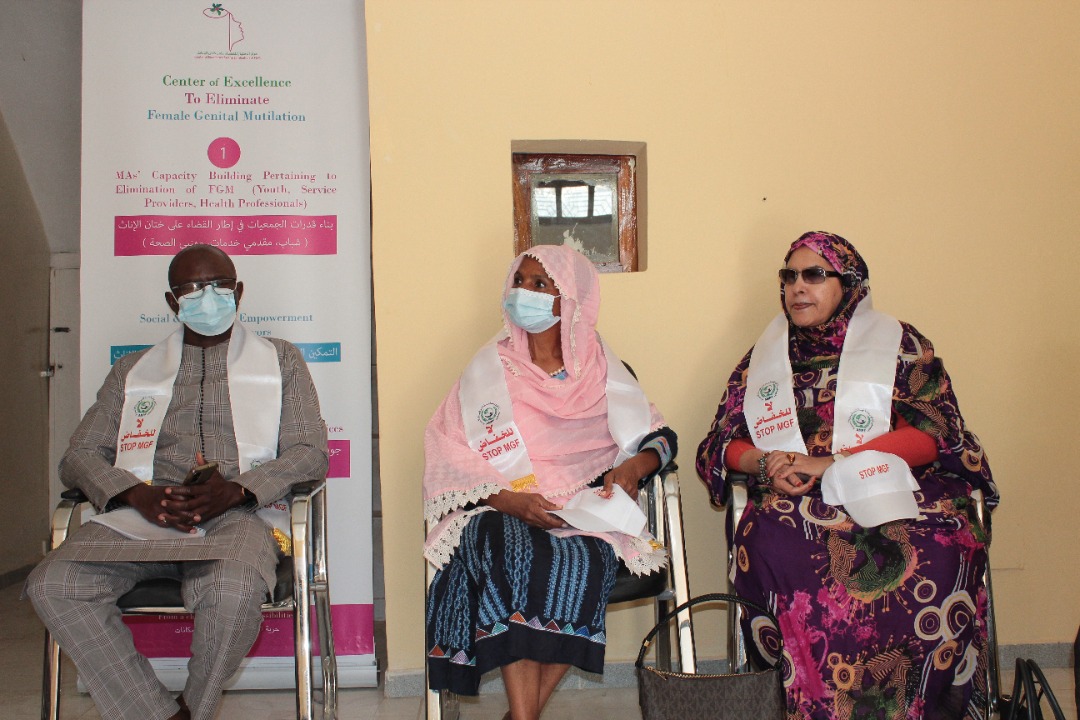 La Directrice régionale de l'UNFPA WCARO Mme Argentina Matavel <a href="/amatavel/">Argentina Matavel</a> en visite de travail en Mauritanie, échange avec les jeunes de l’AMPF en compagnie de la Présidente Mariam Ahmed Aicha. pour renforcer le leadership des jeunes pour l’atteinte des 3 zéros. <a href="/unfpamauritania/">UNFPA MAURITANIA</a>