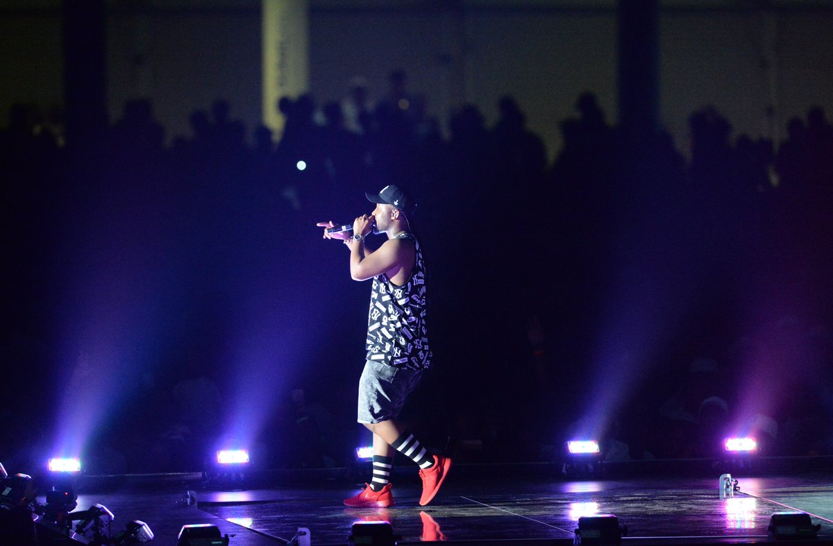 ChannelOTV's tweet photo. It's the fact @casspernyovest has been making history and the revolution has been televised! Long before #CelebCity, we had #FillUpTheDome. 

Stream it on @ShowmaxOnline: https://t.co/U6iaPQmRH1

📷: Gallo Images https://t.co/FyabwSrUEC