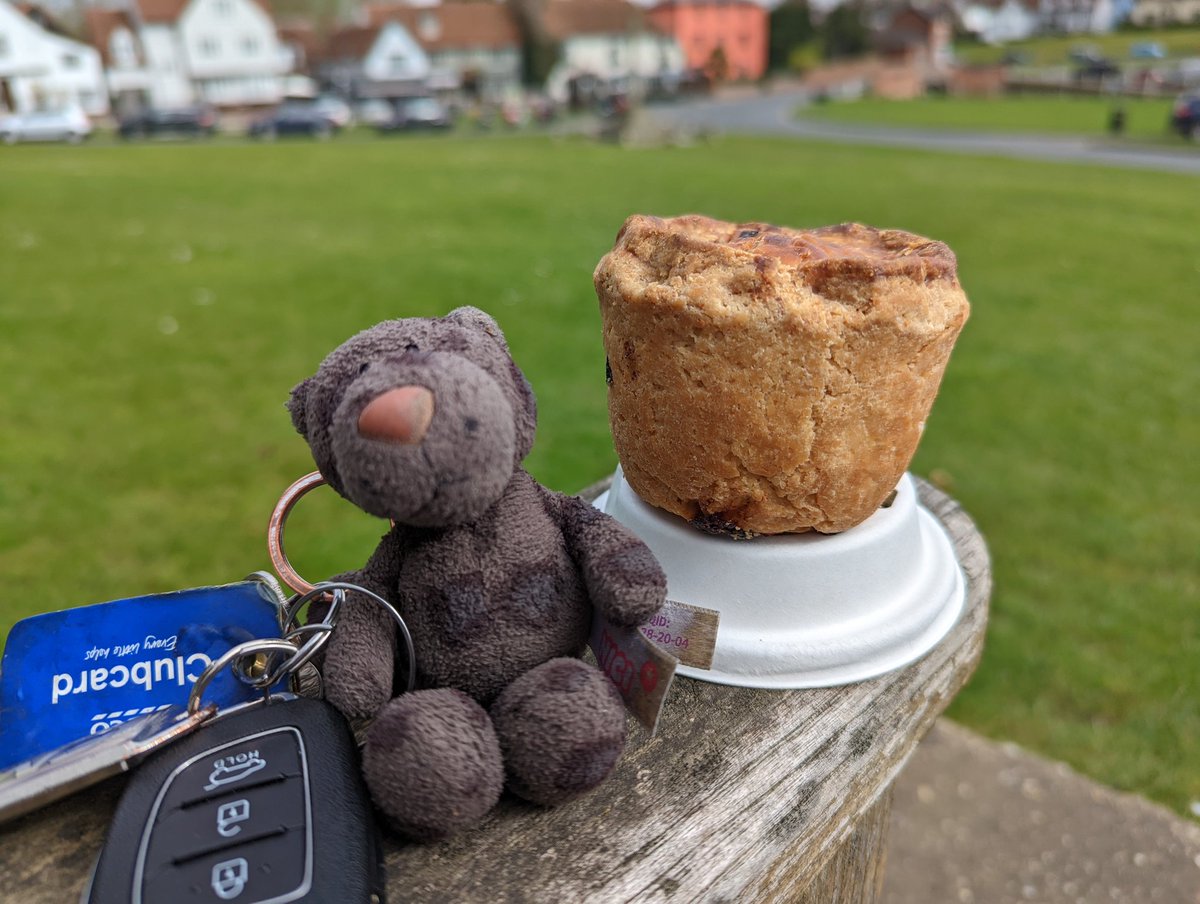 Clarence & Friends tweet media