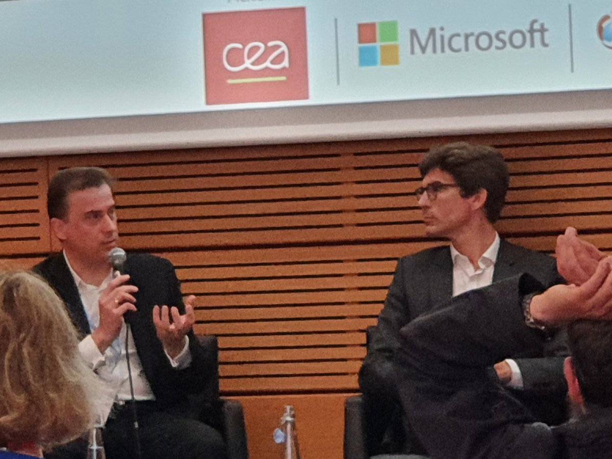 onybe's tweet photo. "Le système gaz est résilient et flexible, en particulier grâce aux stockages"
Arnaud Berthet
@Storengy 
#Mixeevent 
@TENERRDIS 
@GRDF https://t.co/yf0lF2FA6K