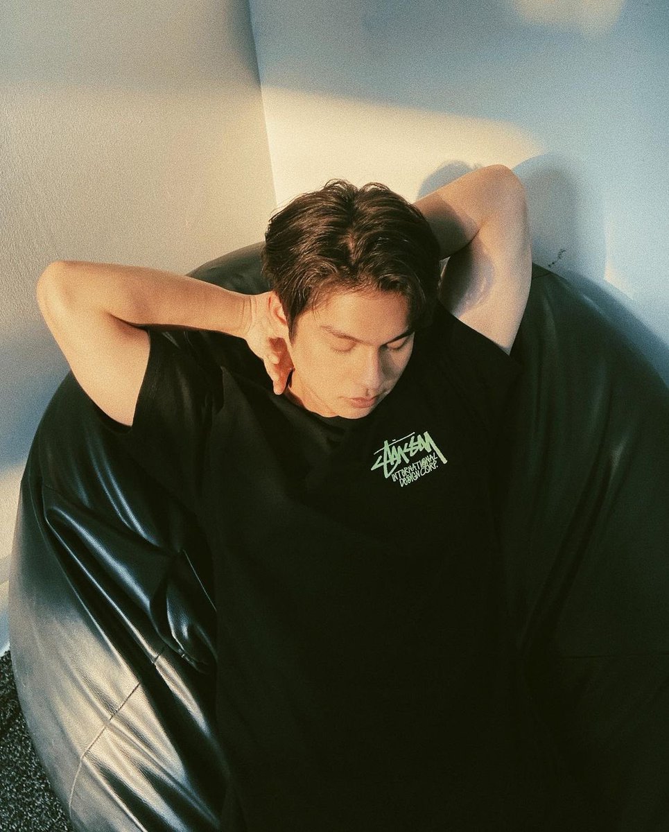 __opywpy__'s tweet image. 14🤍
📌 instagram.com/p/CcSbpmZJt1V/…

#14MBeBrightsForBright
#bbrightvc