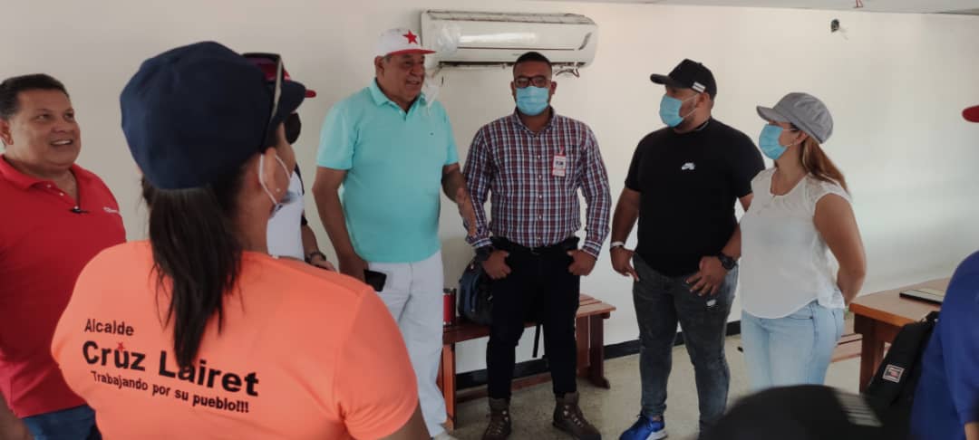 CruzLairet2021's tweet photo. Con apoyo de PDVSA gas, se activo la primera planta móvil de llenado en  Villa San Antonio. Fueron más de 600 familias atendidas con gas GLP para uso doméstico. Agradeciendo el apoyo de todo el equipo de PDVSA gas y a su presidenta  Dra. @Caryl_PSUV. (1/2) https://t.co/RTiQ6u03y6
