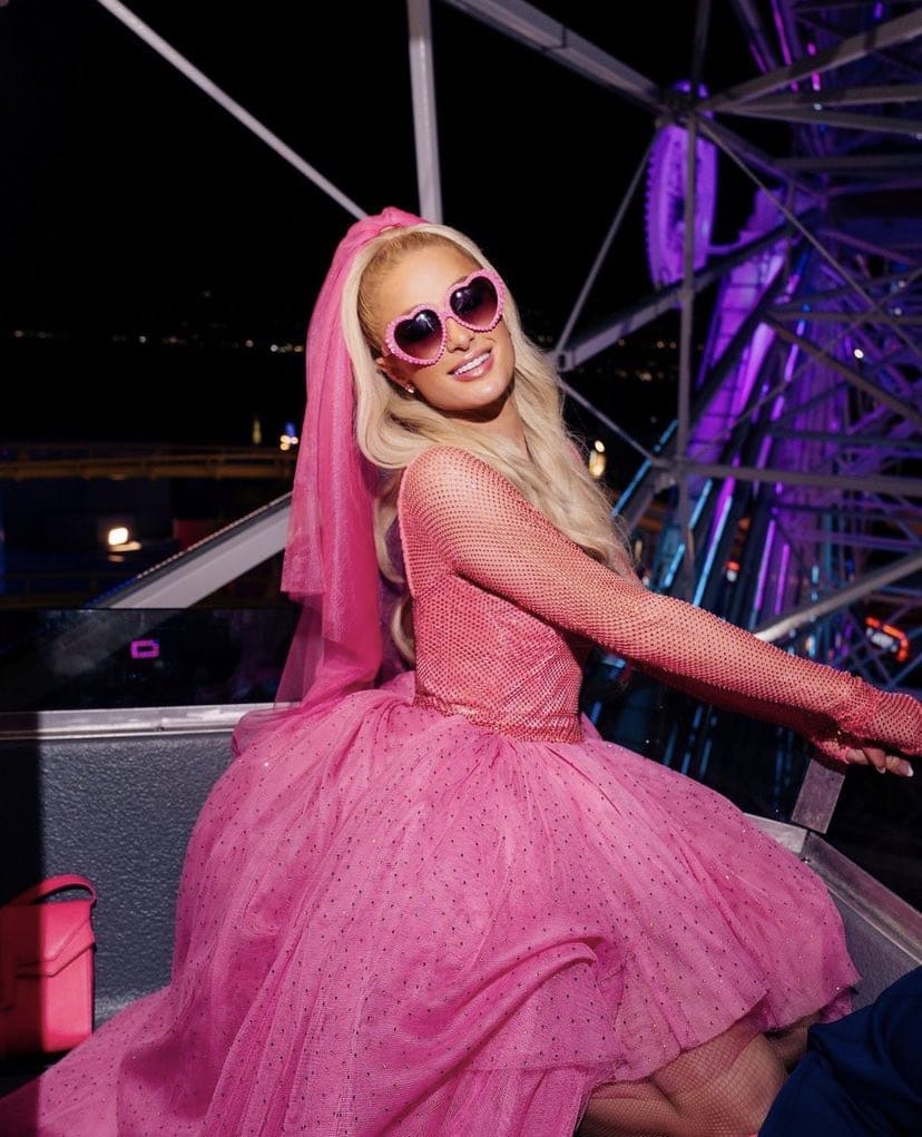 mrnovocripto's tweet image. GM 💫 from Spain. This is your Avatar #NFT 2.0 tribute 🌹 #CutePink 🥕🐇🐰❤️ 11:11 @ParisHilton