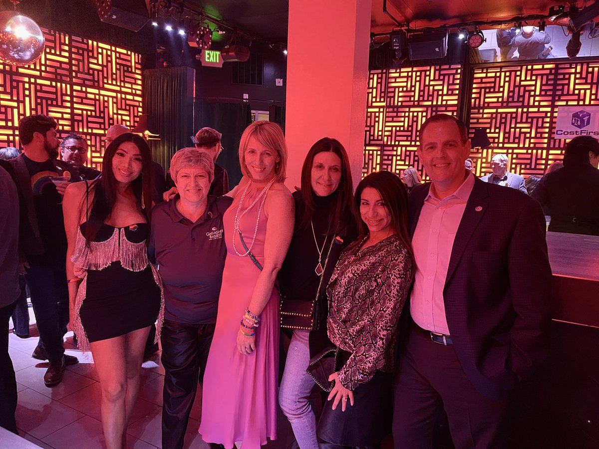 CarynBSiebert's tweet photo. @ennetorres @DebraLvngstn @MaryBen0214 @reemployability @MikeHessling @gbtpa Agreed. #rainbowriskalliance. @corbin_tamara thank you for bringing us together https://t.co/AJewdFMkfq