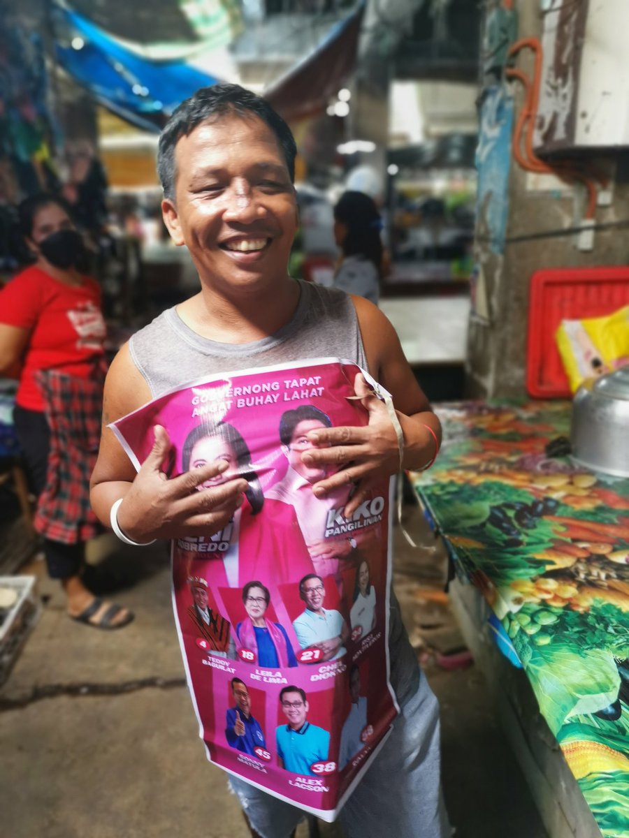 Geno5787's tweet photo. Roxas Youth for Leni team's palengke run. ๐๐๐
#ipanalona10ito
#IsabelaisPink #LeniRobredo2022 #LeniKiko2022 #kulayrosasangbukas #LeniKikoTeam2022 https://t.co/1tAkXH4rH7