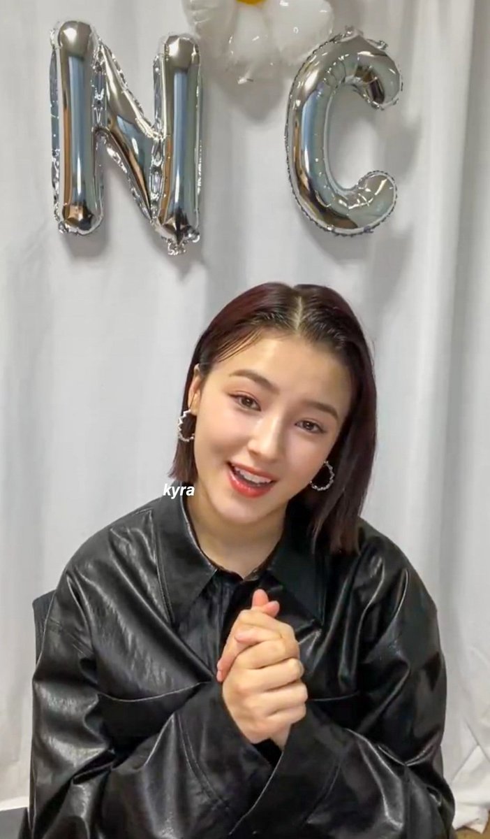 NancyDabinMMLD's tweet photo. 220413 NANCY BIRTHDAH VLIVE Summary [thread]

#HAPPYNANCYDAY #NANCY #낸시 #그루 @MMLD_Official https://t.co/icXY3YfXyj
