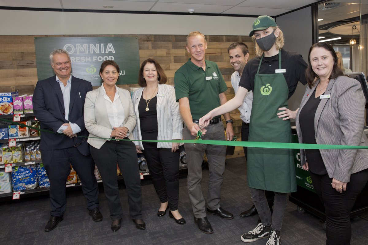 OmniaInclusive's tweet photo. 🚨 EXCITING NEWS! 🚨
Today, with our partners @woolworths and @FujitsuAU we unveiled Queensland’s first ever mini Woolworths supermarket - Omnia Fresh Food - in Southport.  🛒🏪

Full details: https://t.co/xWH9eeKPFs https://t.co/NFKyhmvJJ4