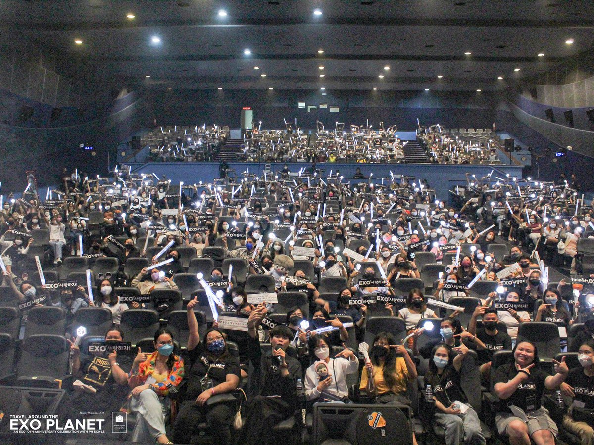 IsangDekada4EXO's tweet photo. "Isang Dekada't Palagi, Ikaw ang Pinipili @weareoneEXO"

Thank you so much for attending #TravelAroundTheEXOPlanet and celebrating #10YearsWithEXO last April 9 at MOA Centerstage! We hope you had fun! I guess PH EXO-Ls are all ready for the next EXO Planet! 🙆‍♀️🙆‍♂️

#IsangDekada4EXO https://t.co/c55oxx4ak9