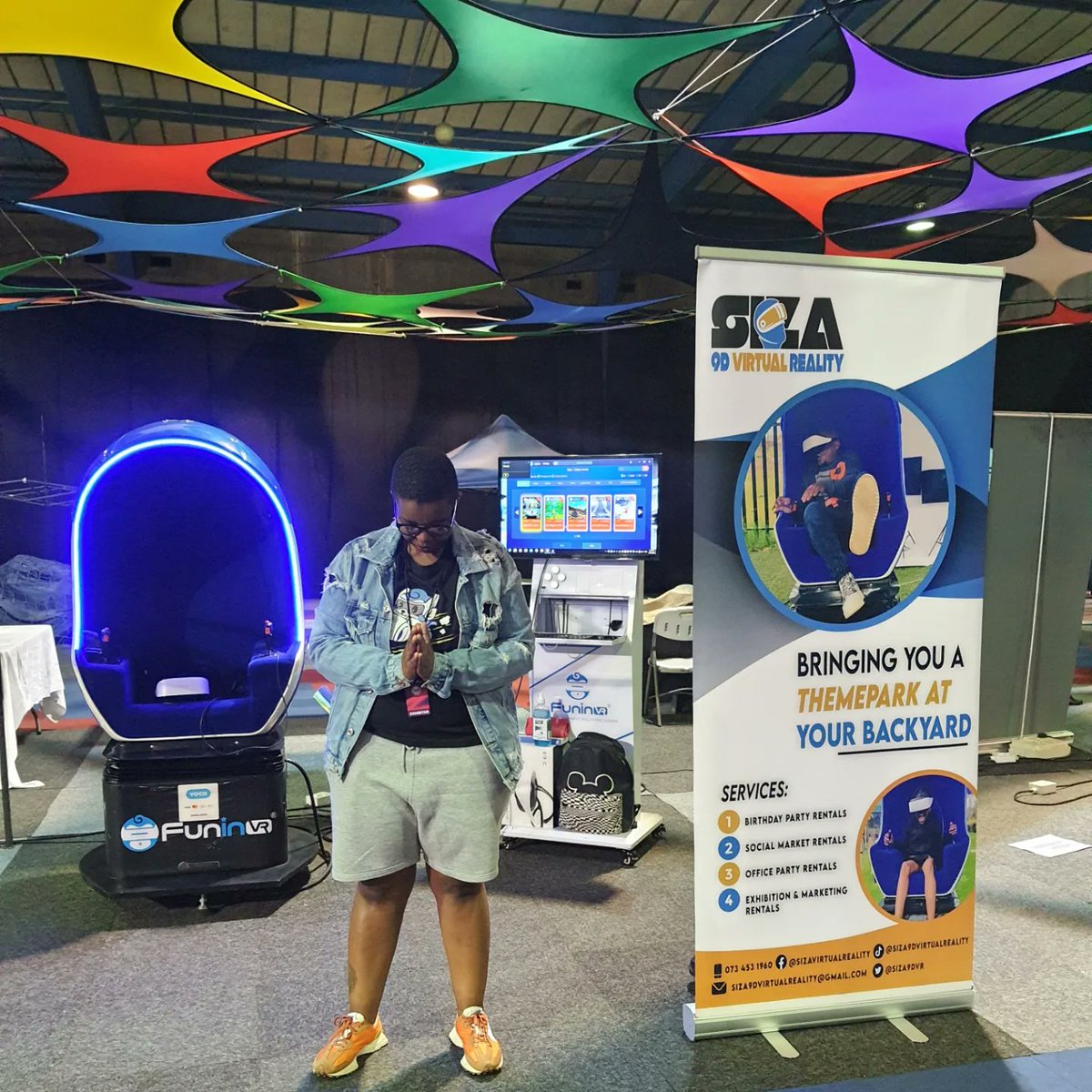 Siza9dvr's tweet photo. Who would have thought that one day I'll be an exhibitor?.. I always came here as a lil girl seeing people pushing their hustles kanti nami I'll be part of the team 😊🙌🏽 #9dvirtualreality #VRGames #randshow2022 https://t.co/h1OPGgh0qY