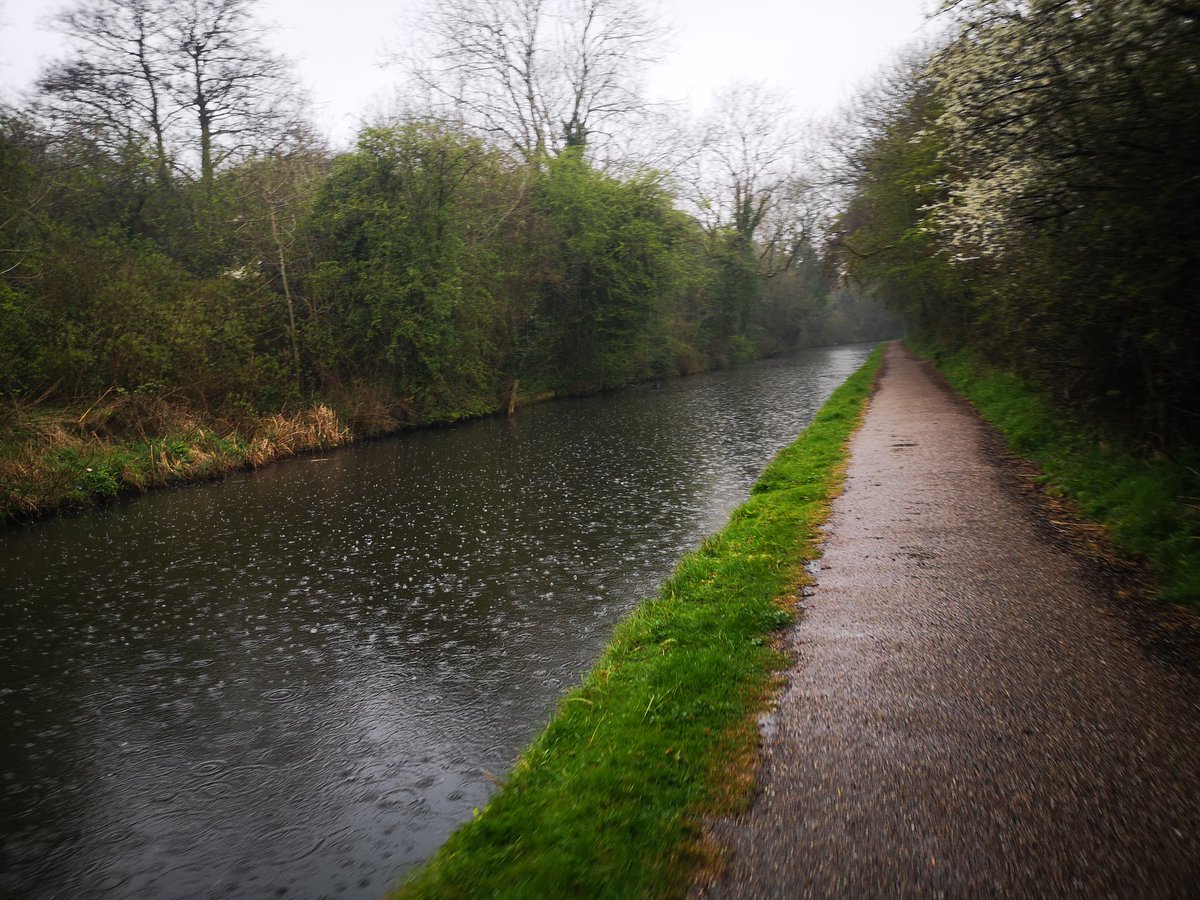 gigglesther's tweet photo. #30daysofbiking Yesterday was soggy but that didn't stop me! #CommutesCount #BrumByBike https://t.co/JpBlZYiyXw