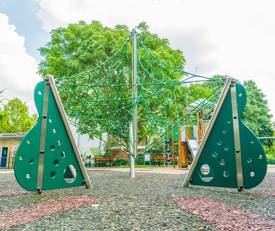 We have liftoff: tayplay.com/product/levita… (Product: Levitator 5; Customer: HAGS) #play #playground #rocket #climb 💚🚀