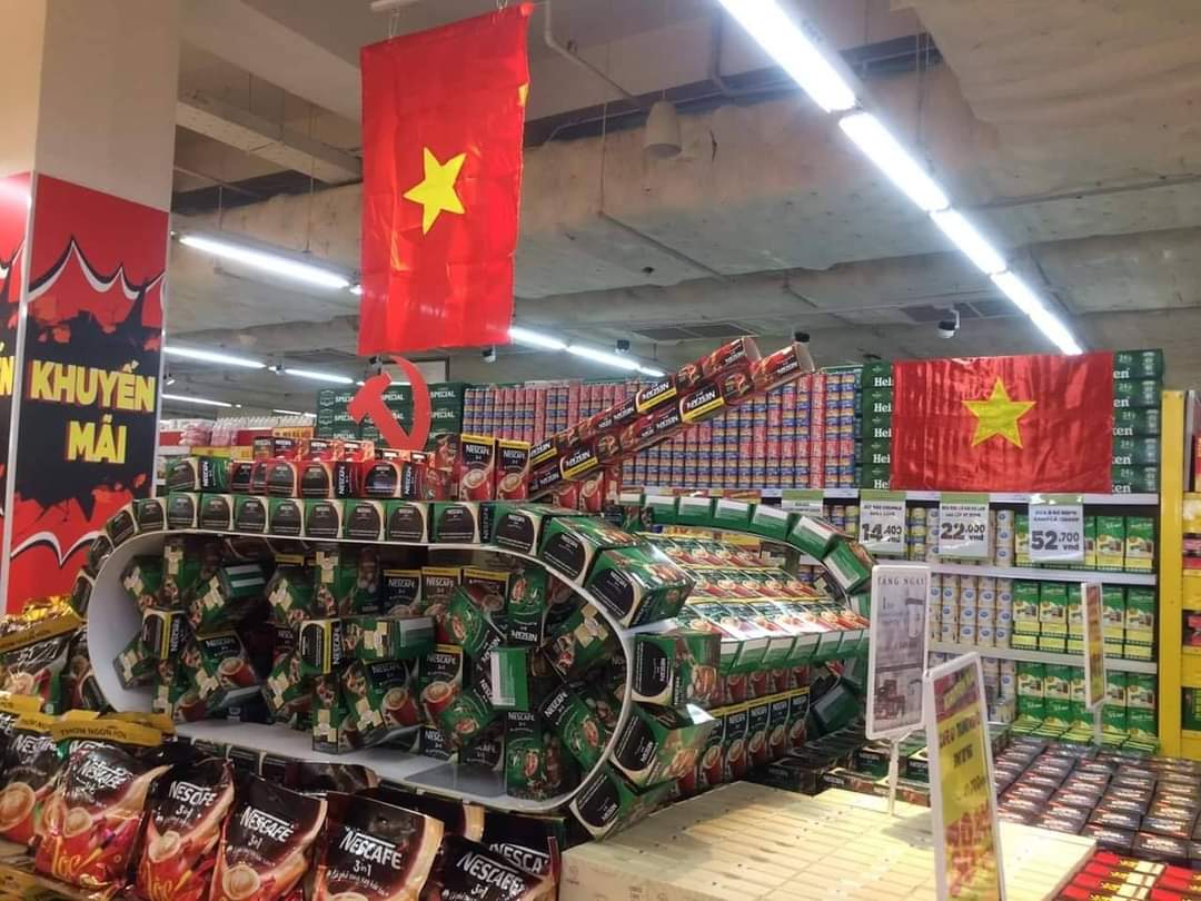 bahoang0123's tweet photo. @hongcan007 @JanKerkhofs1 @jior4justice @ministryprivacy Chiến tranh và hoà bình chúng tôi là một phần của lịch sử,#Vitae.co là minh chứng cho sự phát triển của tự do tài chính và tự do ngôn luận,tư pháp bỉ là nhân chứng sống cho sự độc tài và đàn áp #Vitae.co cùng 230.000 trên toàn cầu.nỗi nhục tư pháp của Bỉ https://t.co/a3mtDdQAve