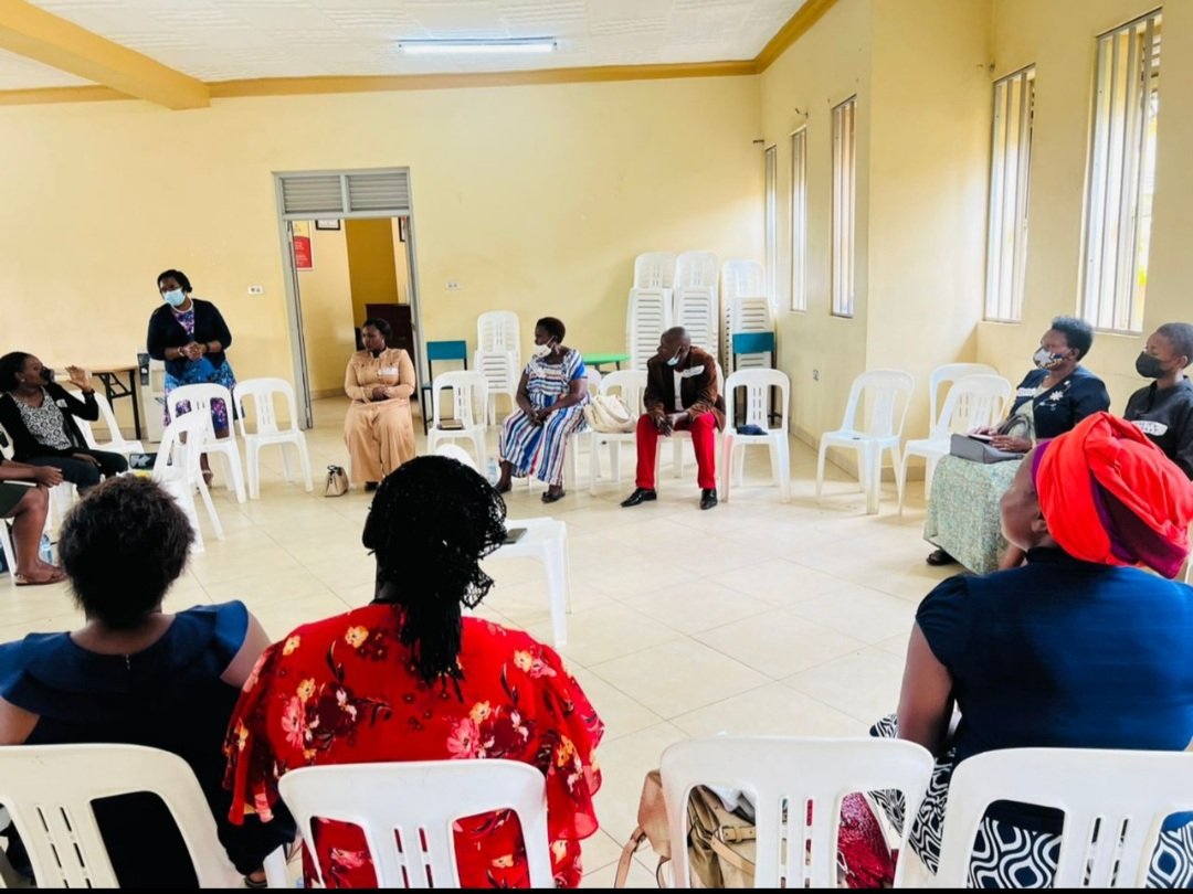 results in more positive menstrual attitudes. Makindye Division #MenstrualHealthManagement  community dialogue to come up with solutions to manage #menstrualhygiene at both household and community level. #Weyonje #BuildItUseItEmptyIt @KCCAUG.