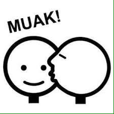 Teadapta's tweet photo. Bésame mucho.... Feliz #Diainternacionaldelbeso 
😘😘😘😘 https://t.co/H5wG0aXUK9