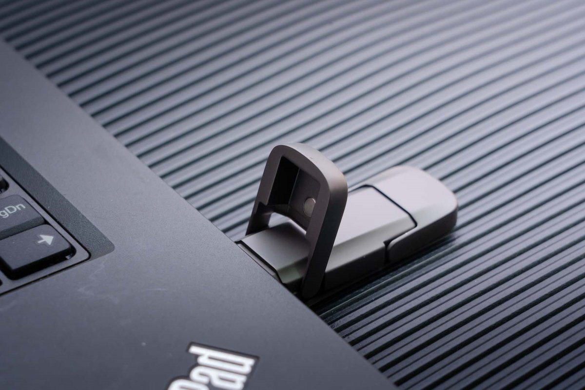dahuamemory's tweet photo. Sporting both Type-A and Type-C, so you can easily transfer data between your mobile device and PC🖥, no dongles necessary! Dahua S809 is built to be your all-in-one USB disk.
#dahua #dahuatechnology #dahuacctv #dahuasecurity #usbphone #udisk #typea #typec https://t.co/p0CUrkyAN9