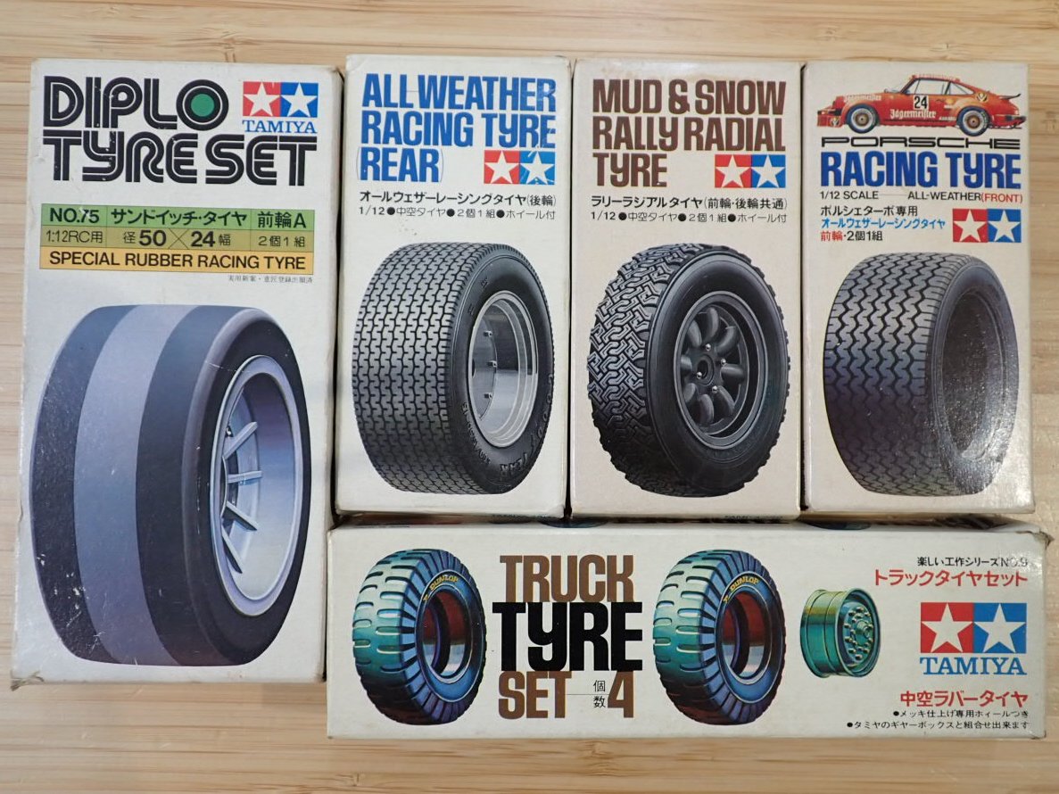 TAMIYA オールウェザーレーシングタイヤ 1/12 ポルシェターボ専用 4個