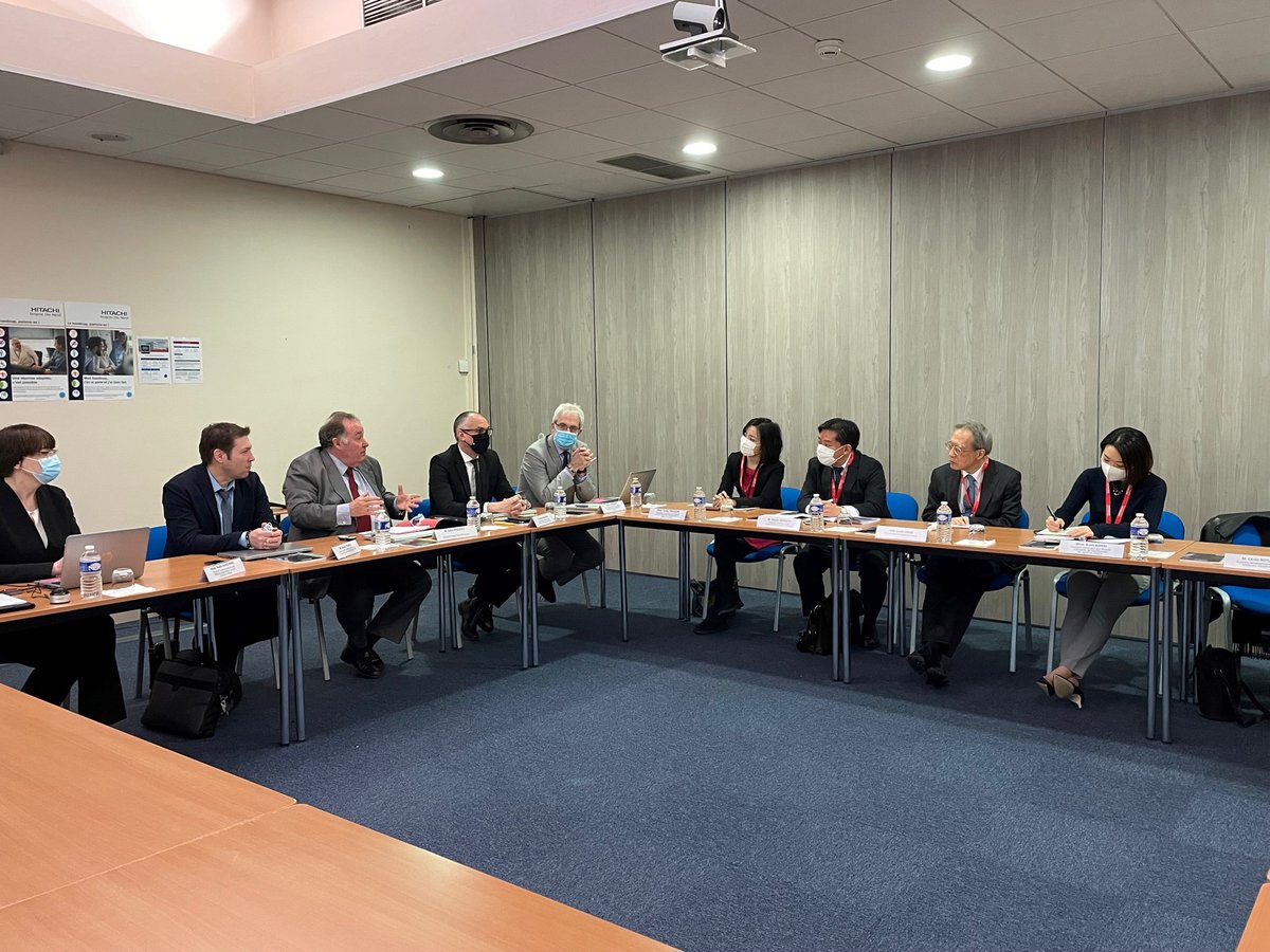 AmbJaponFR's tweet photo. Le 08/04, l'Ambassadeur IHARA s'est rendu à Hitachi Rail France🚄🇫🇷!
N°1 du marché de la signalisation pour les LGV et Centre d’Excellence pour le développement de la technologie #CBTC pour les métros, déployée par le groupe Hitachi dans le monde entier🌍 ! @HitachiRailENG https://t.co/loef2PvQBs