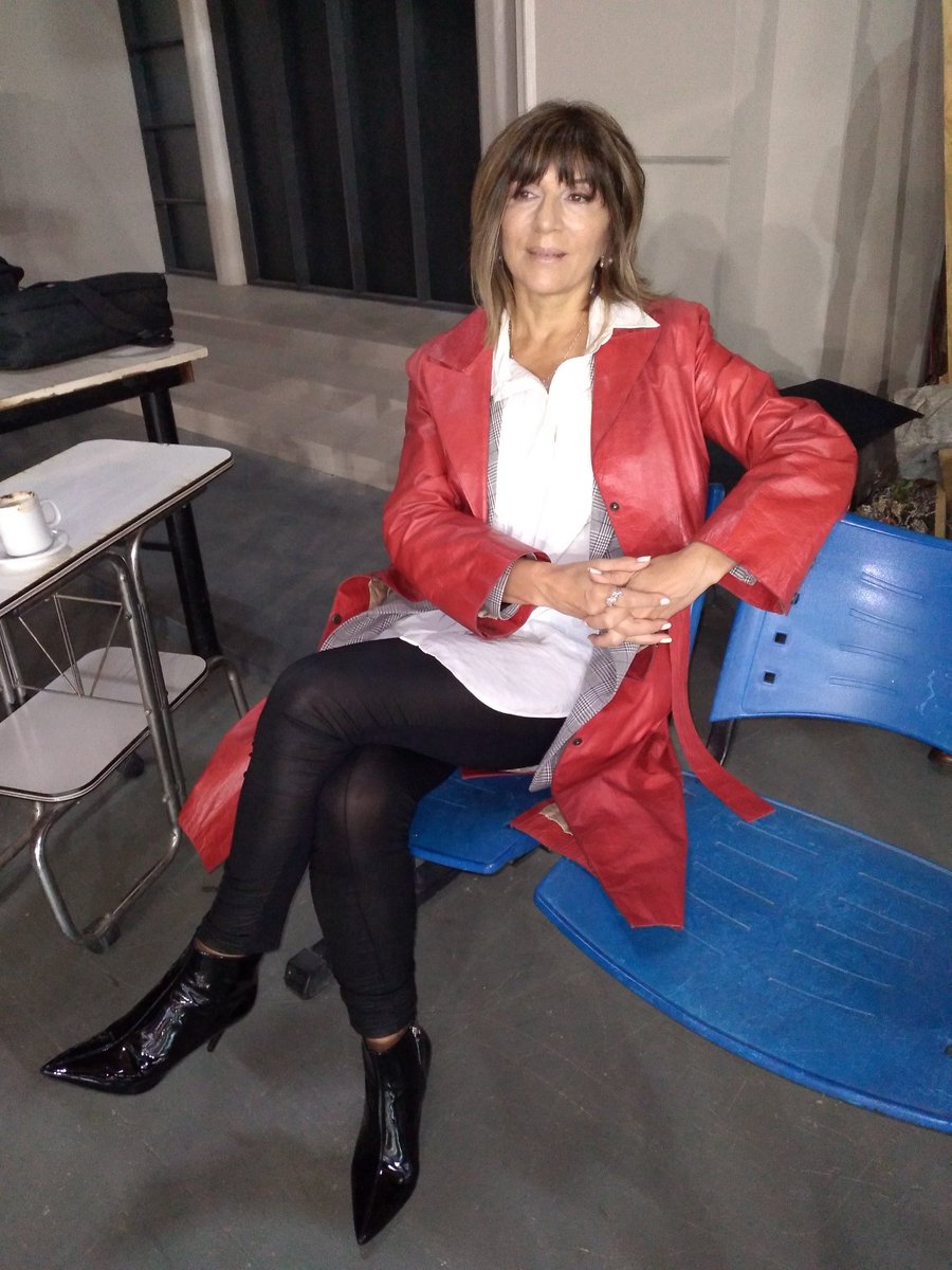 stellamcordoba1's tweet photo. En minutos en @losprimerostuc, por @canal10tucuman1, hablaremos de los avances en la gestión y las novedades en materia de obras para Manantial Sur y las 3600 viviendas. https://t.co/bb3CAlEtv3