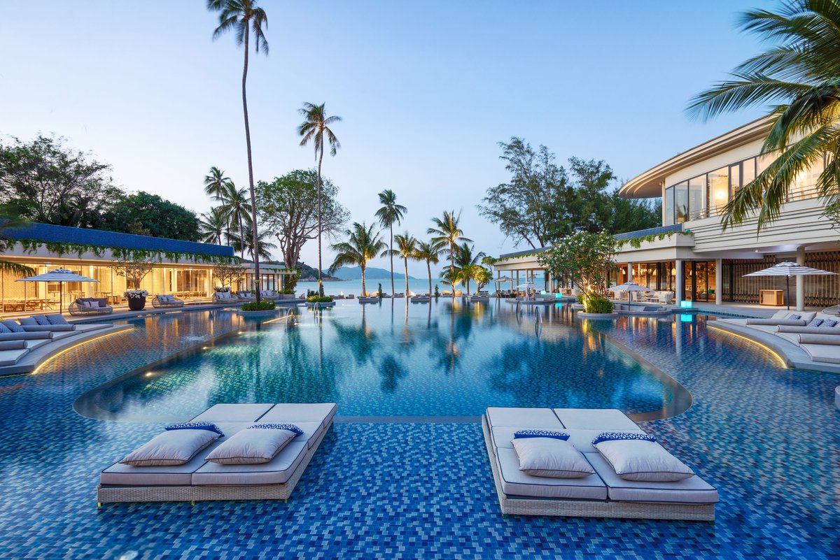 Tras casi dos años sin viajar a Asia-Pacifico, no tengo palabras para expresar mi alegría y orgullo por volver a encontrarme con nuestra gente. ¡Gran equipo para la nueva etapa de crecimiento y recuperación, con <a href="/MeliaHotelsInt/">Meliá Hotels International</a> + y +presente en la región!