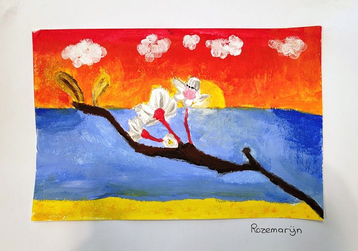 Nieuw dit jaar bij de Culturele Ronde: kinderkunst én een kinderjury die hierbij het favoriete werk heeft gekozen: Het is geworden Bloesem door Rozemarijn van de Nijenoord. 
Het werk is gemaakt bij een Culturele Ronde-workshop op school, gegeven door Liesbeth Barendse.