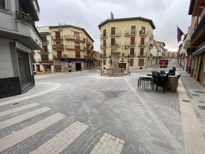 🔊 FINALITZA LA PRIMERA FASE DE MILLORES EN LA PLAÇA MAJOR, AMB 110.243 € D'INVERSIÓ 👇

Este model de plaça inclusiva és també el model de poble pel qual treballem. Espais pensats per a les necessitats del veïnat 💞👀

Info: bit.ly/3E7cONC

#LaFontSomInclusió