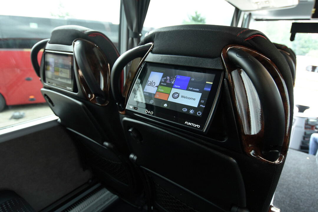 vanhool's tweet photo. Congratulations to @ParrysTours for winning UK COACH OF THE YEAR 2022 (as well as 5 other awards) with their mega-luxurious Van Hool TX17 Astron. Well deserved! 🏆 #UKCoachoftheYear2022 #VanHoolTX #teamvanhool https://t.co/25MEAbqFKW